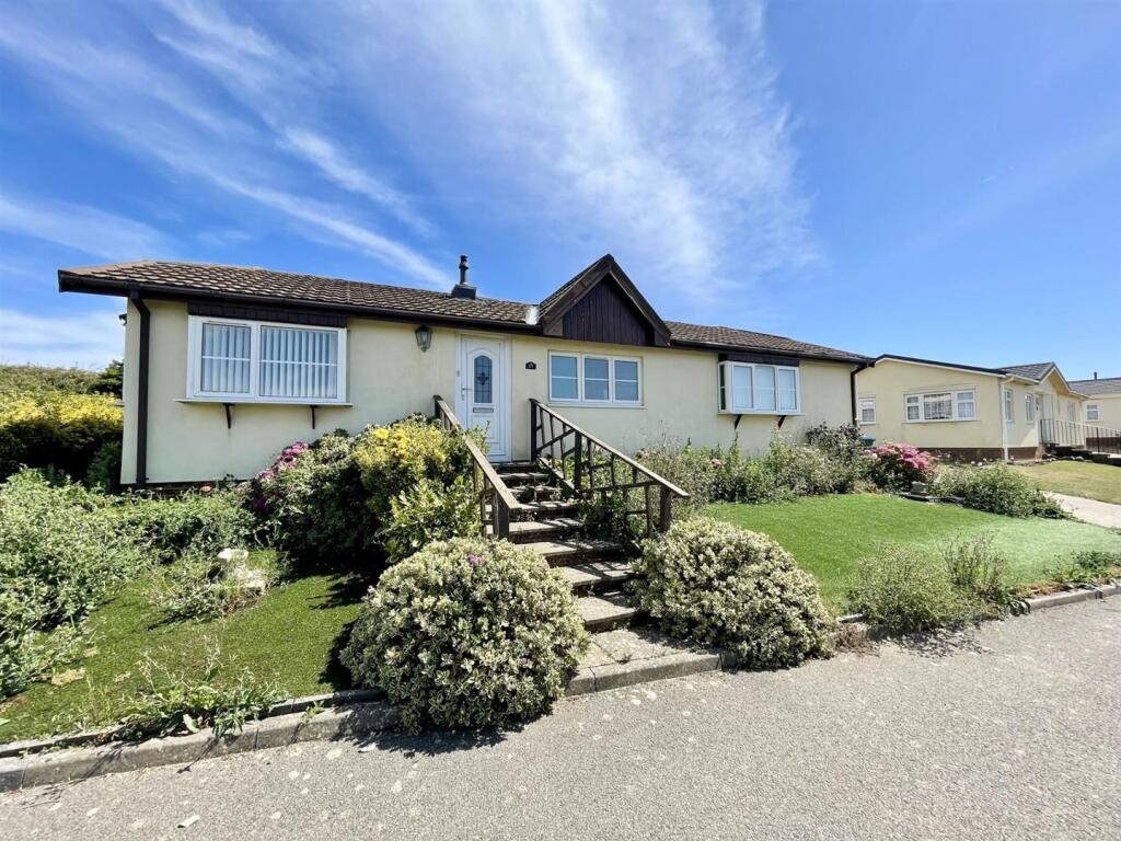 Main image of property: Newhaven Heights, Newhaven