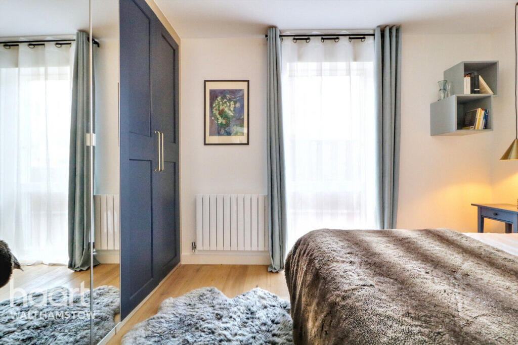 3-bed flat on Picture House Mews, Walthamstow, £575,000