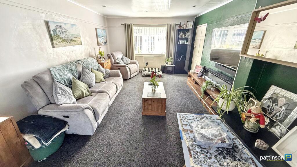 House in Newbiggin by the Sea - More