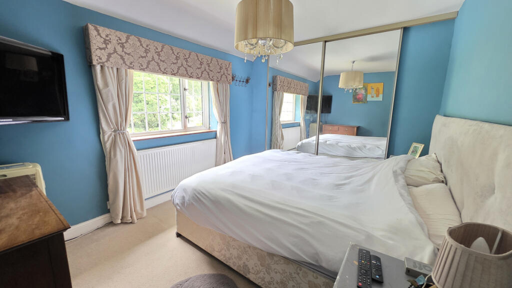 House in Stratford-on-Avon, Priors Marston, Priors Marston CP - More