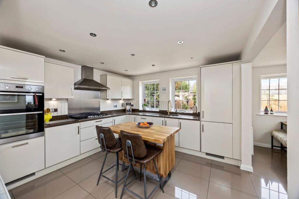 House in Redhill - View 5