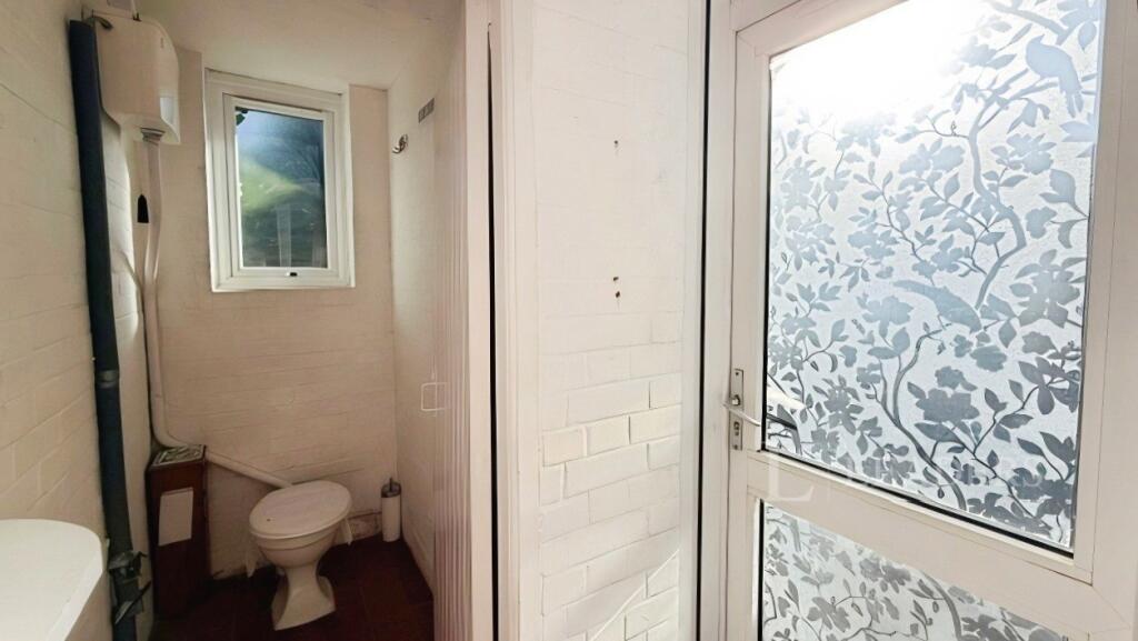 House in Portsmouth - View 5