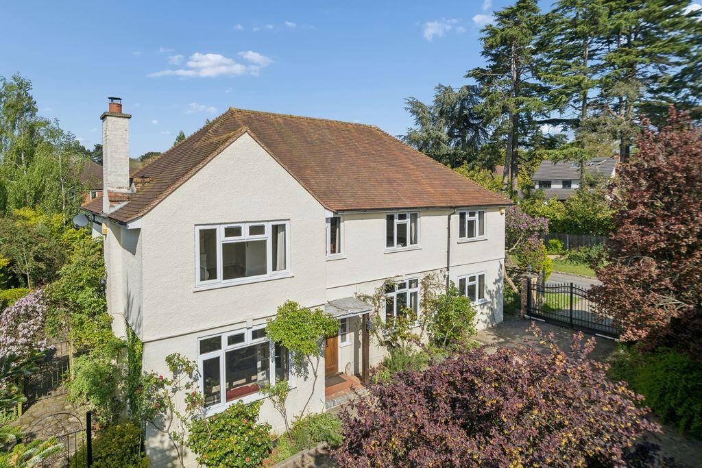 Main image of property: Cherry Tree Road, Farnham Royal.