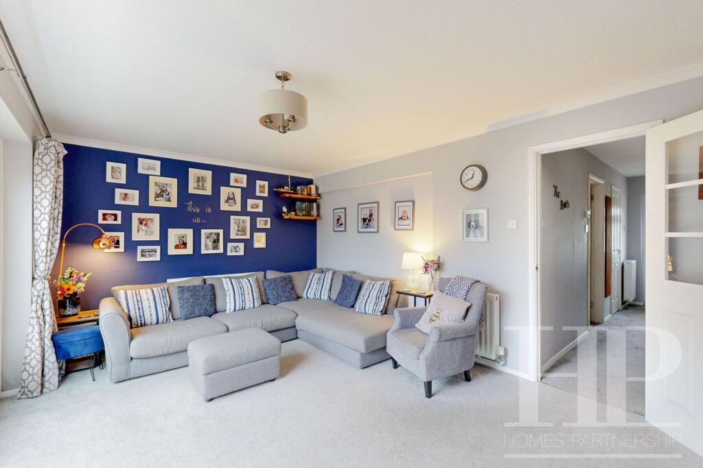 House in Crawley, Forge Wood - View 5