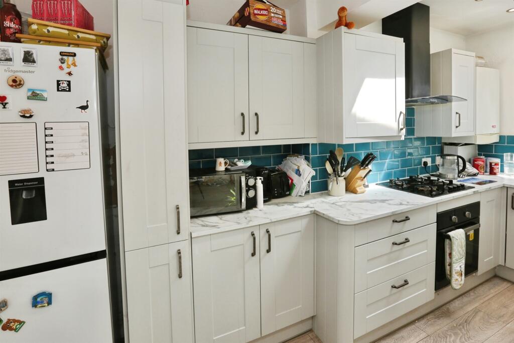 House in Fareham, Hampshire - View 4