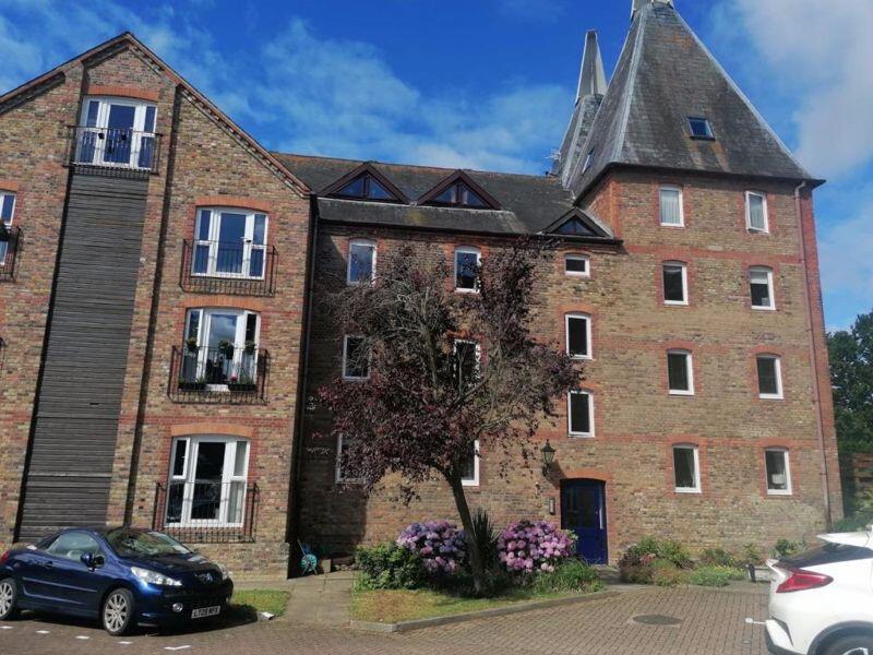 Main image of property: Carpenters Lane, Tonbridge