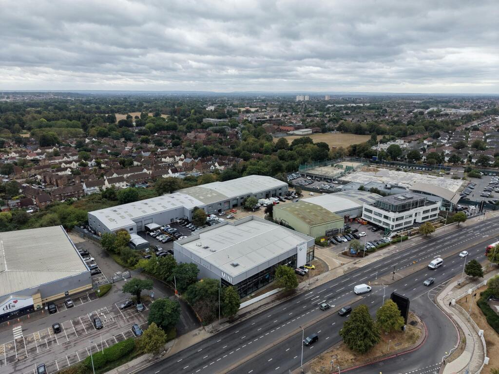 Unit 6 Gate Centre (11)