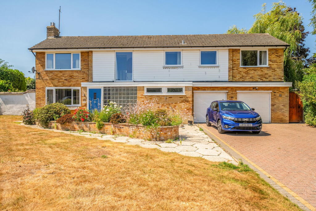 Main image of property: Dornden Drive, Langton Green, Tunbridge Wells, TN3 0AE