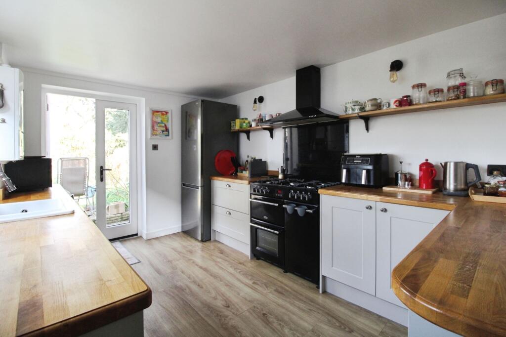 House in Swindon - View 5