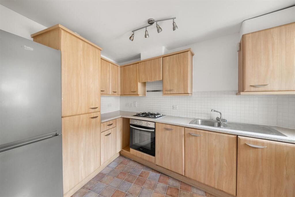 House in London, Hounslow West - View 3