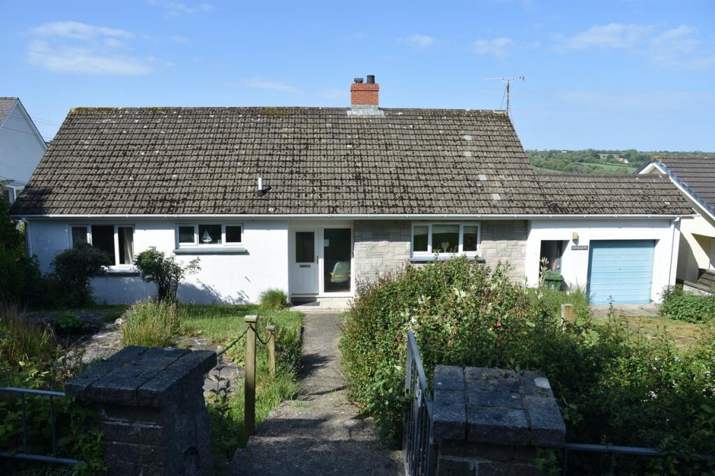 Main image of property: Cae Gwyrdd, Aberporth