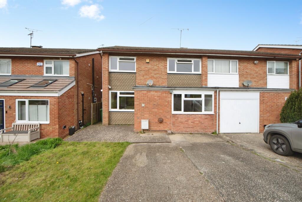 Main image of property: Greenlea Close, Waterlooville