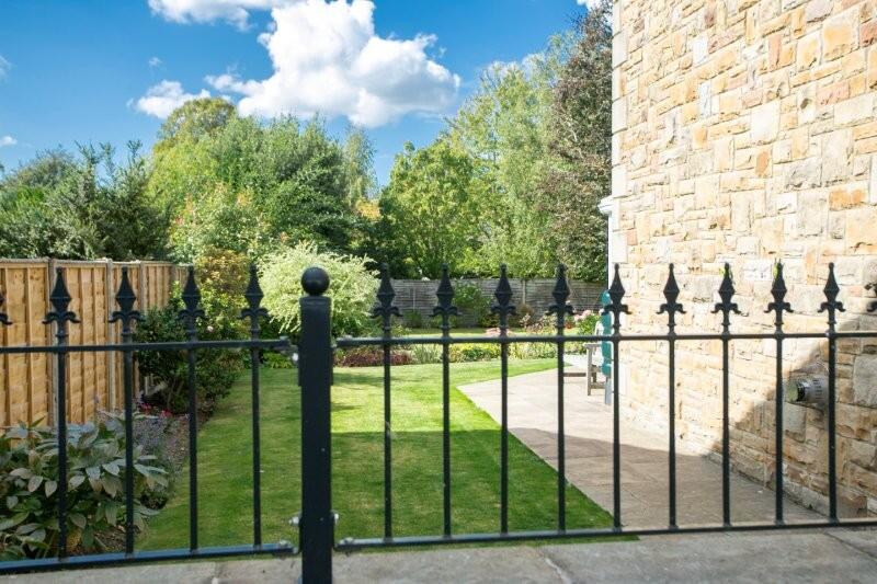 Westlands, Pickering, North Yorkshire, YO18 7HJ photo 4