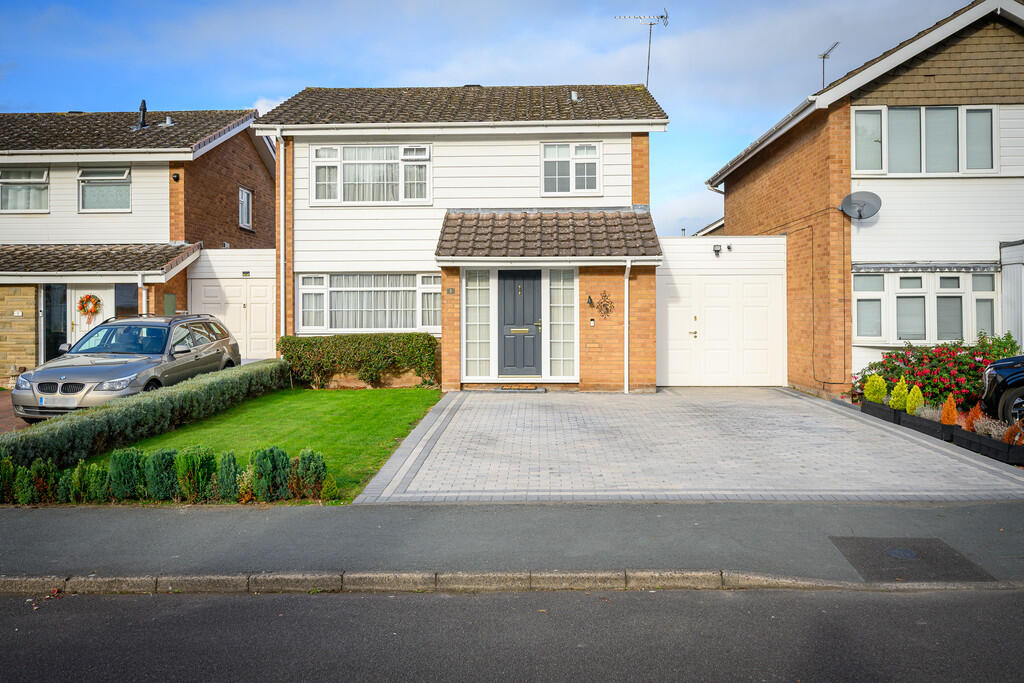 Main image of property: Strine Way , Newport 