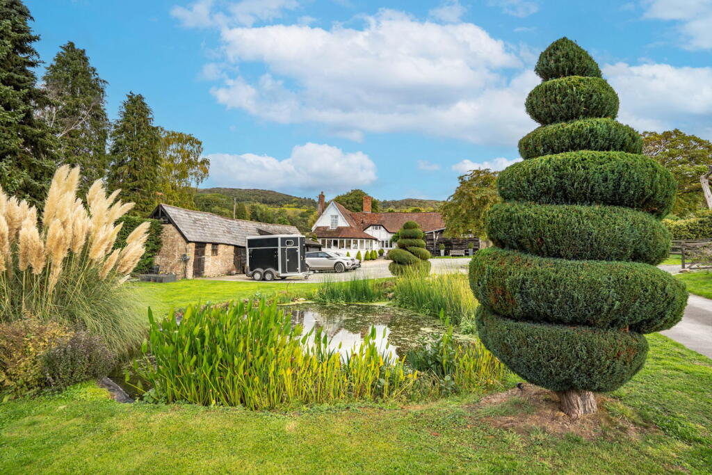 House in Colwall, Herefordshire - View 5