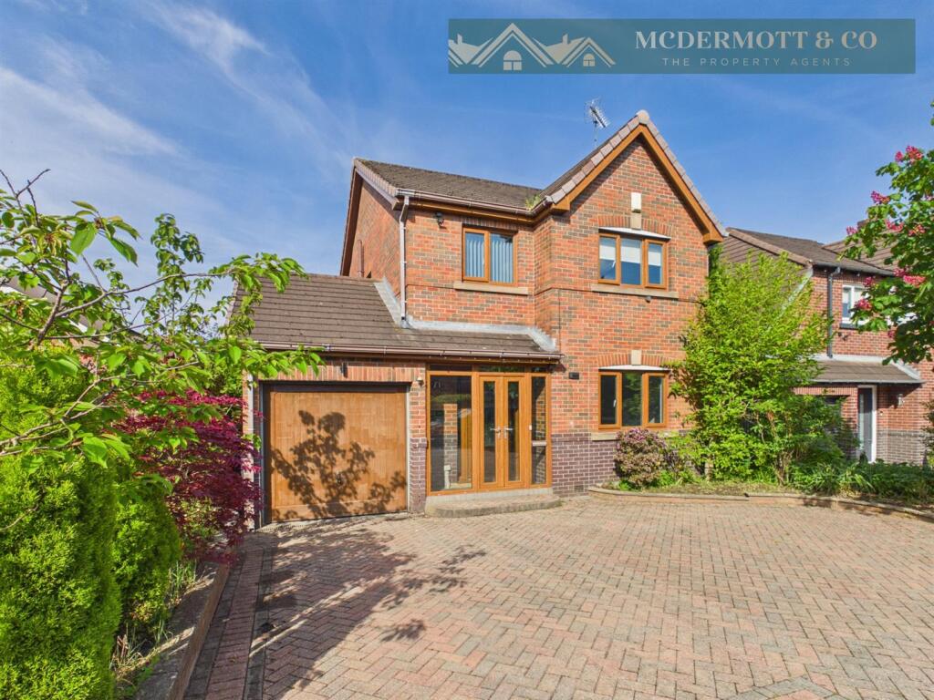 Main image of property: Farmstead Close, Woodhouses Village, Failsworth