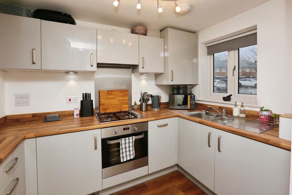 House in Gosport, Rowner - View 4