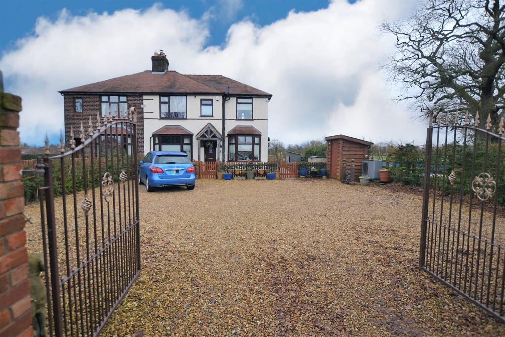 Main image of property: London Road, Holmes Chapel