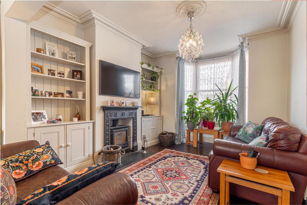 House in Worcester, Worcestershire - View 2