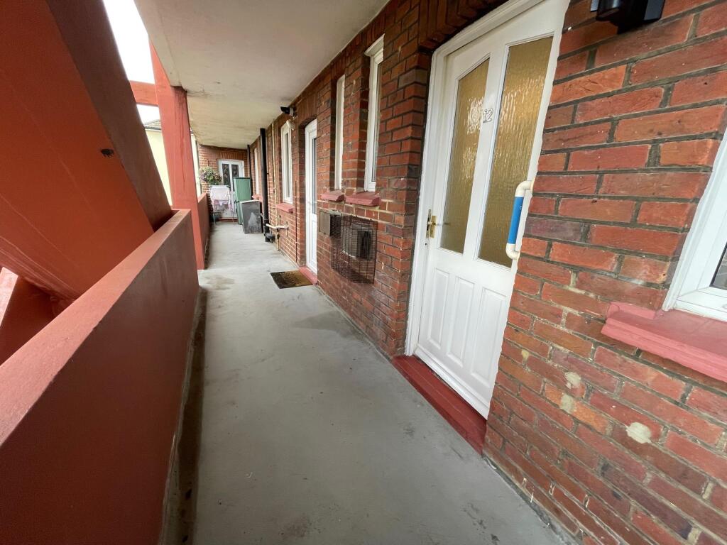 Apartment in Bournemouth - View 4