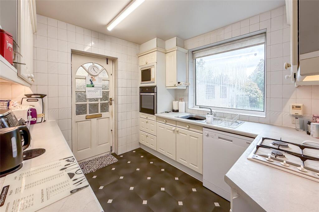 Additional image 13 of Hollybush Avenue, St. Albans, Hertfordshire, AL2
