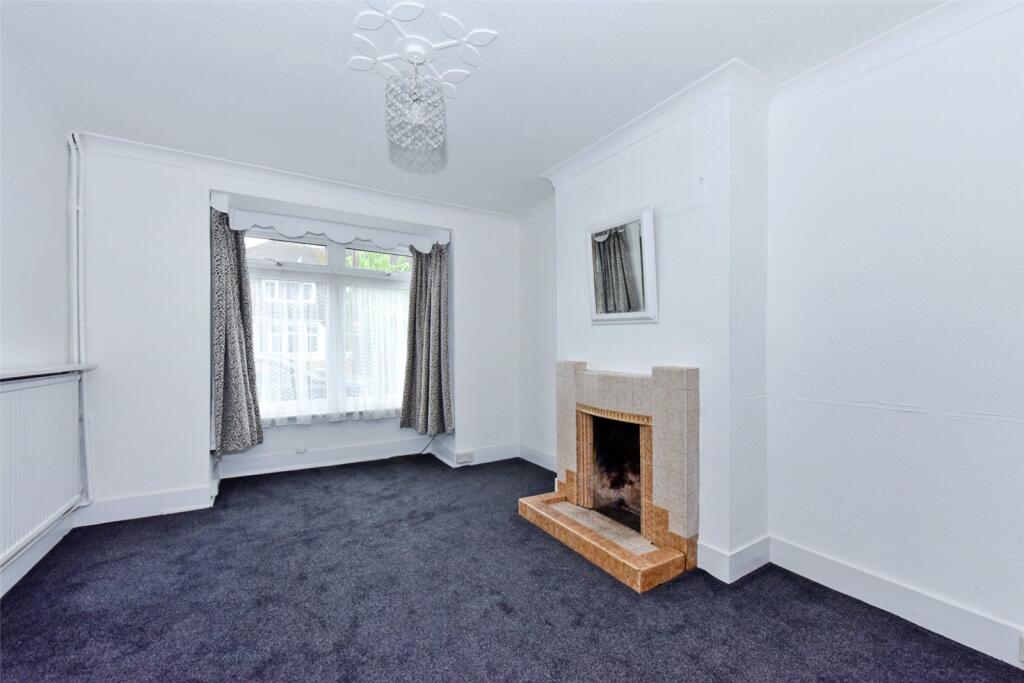 House in Slough - View 4