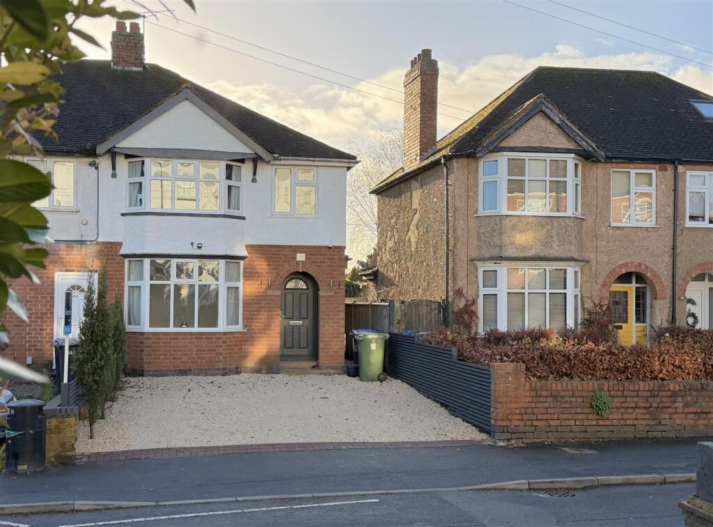 Main image of property: Cape Road, Warwick