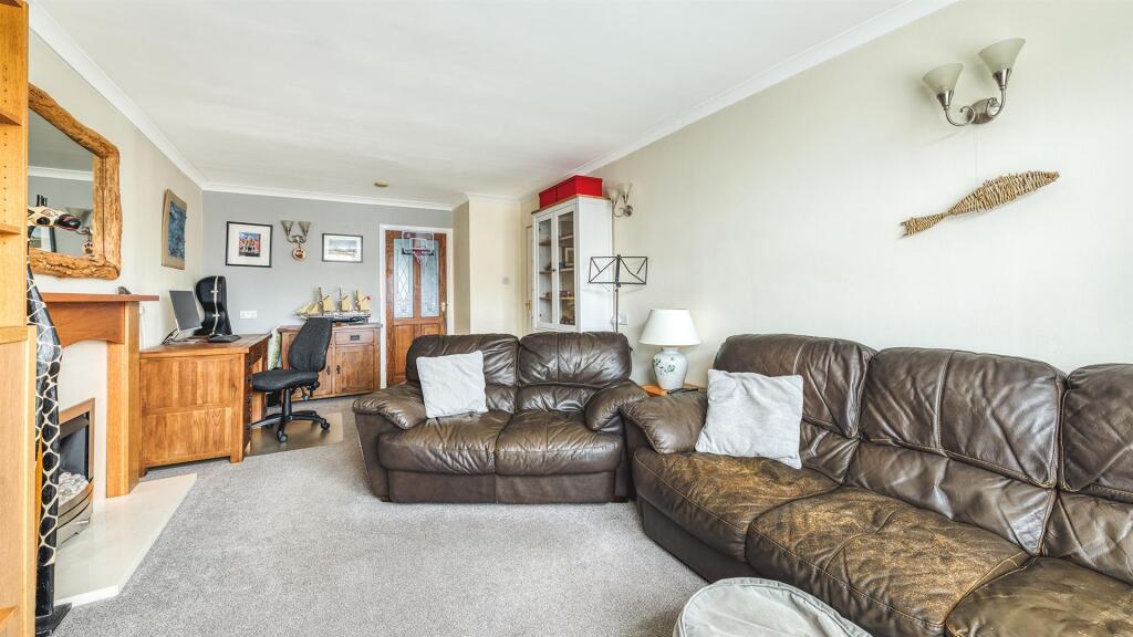 House in Amber Valley, Belper - More