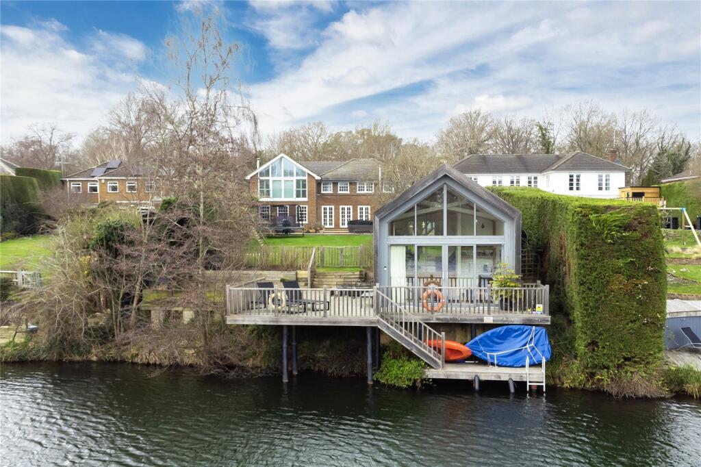 Main image of property: Heathfield, Cobham, Surrey, KT11