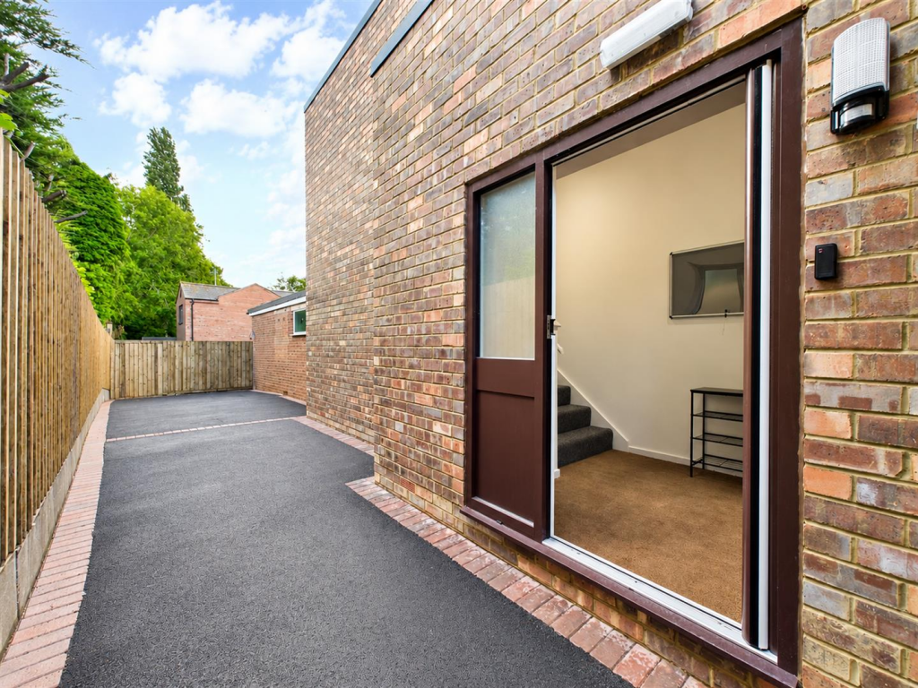 Main image of property: NN15, Church Street, Burton Latimer