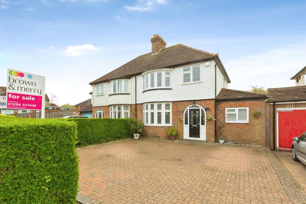 Main image of property: Tring Road, Aylesbury
