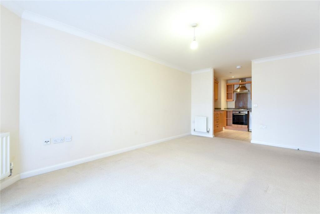 Apartment in Reading, Spring Gardens, Whitley - View 3