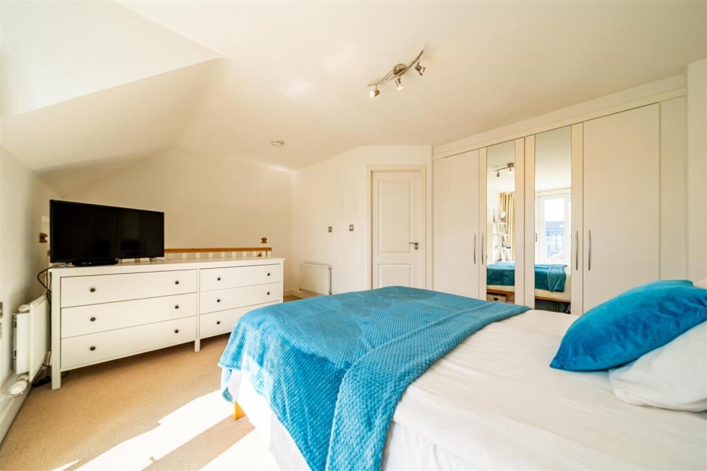 House in Nottingham, Wilford Place, Wilford - View 5