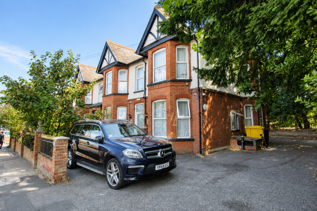 Main image of property: , 260-262 Nelson Road, Gillingham, Kent, ME7
