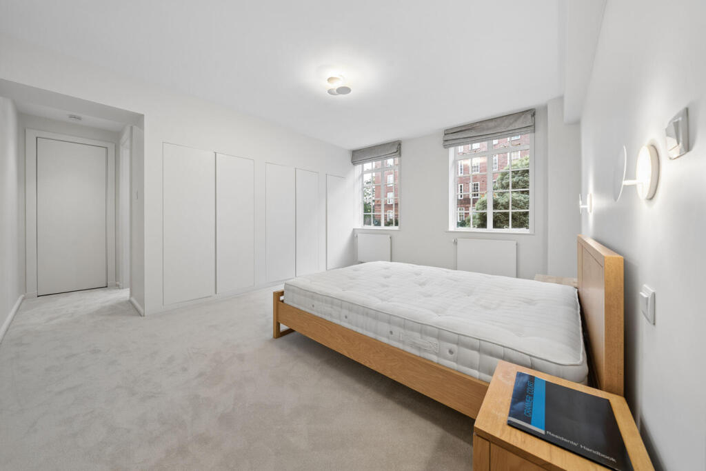 Apartment in London - More