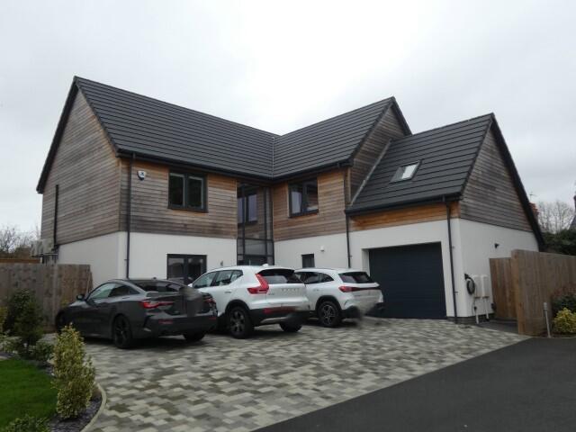 Main image of property: Hayway, Rushden, NN10