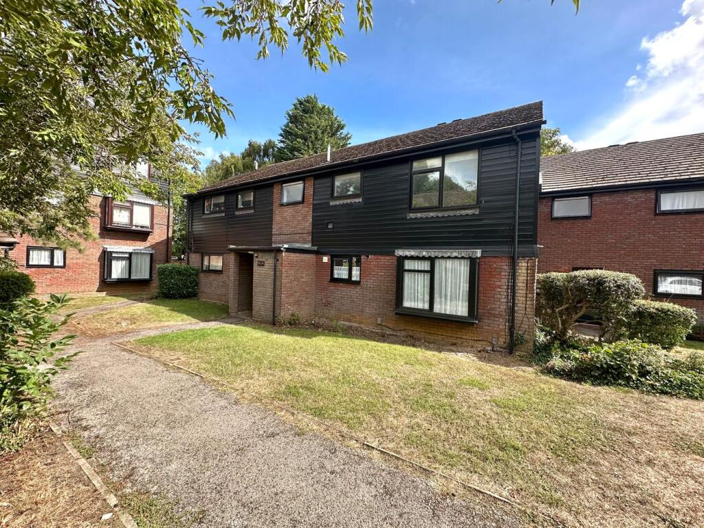 Main image of property: Howard Agne Close, Bovingdon, HP3