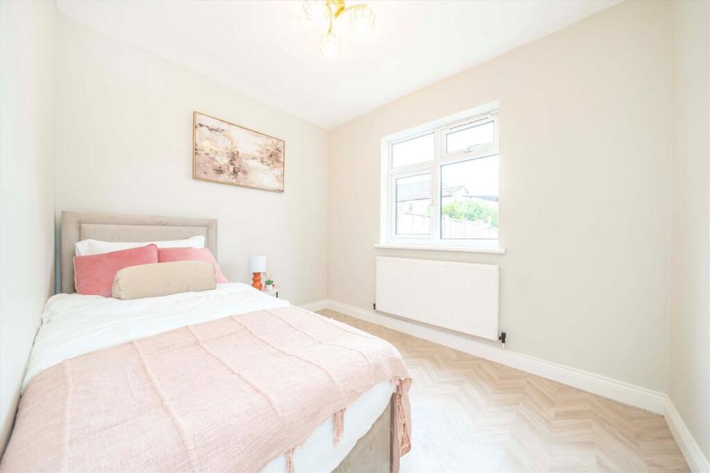 Apartment in London - View 5
