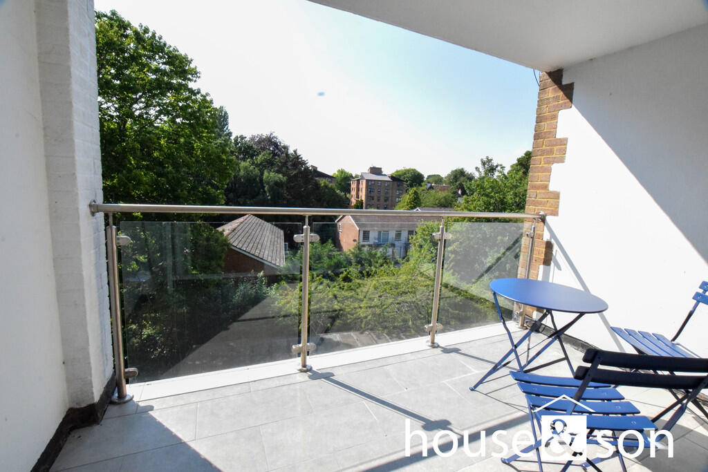 Main image of property: Alverton Court, 26a Wimborne Road, Meyrick Park, Bournemouth, BH2
