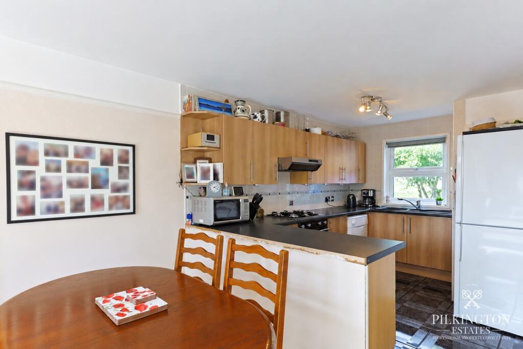 House in Plymouth - View 4