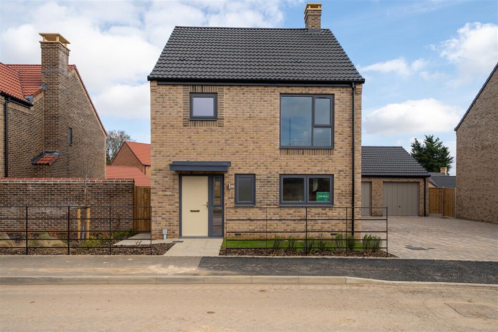 3-bed detached on Plot 292 The Hapton, Cringleford, Norwich NR4 6FG, £410,000