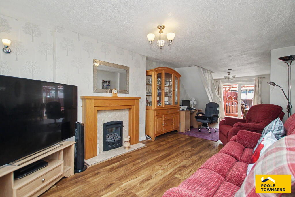 Haverigg Gardens, Walney, Barrow-in-furness, LA14 3TH photo 3