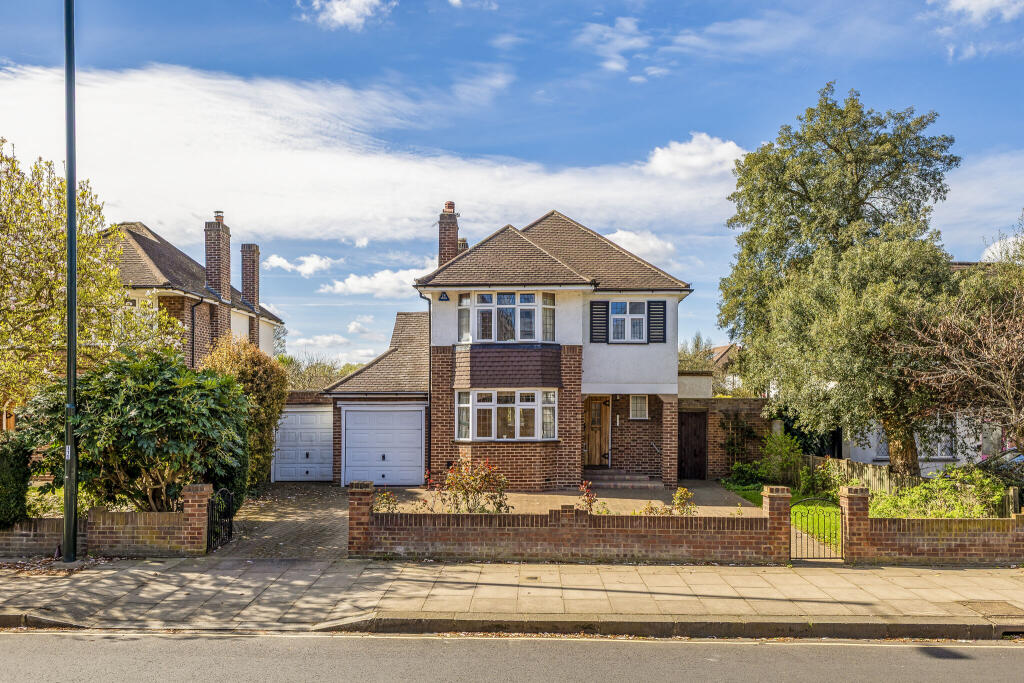 Main image of property: London Road, Twickenham, TW1