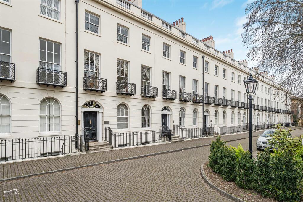 Main image of property: Albion Terrace, Reading RG1