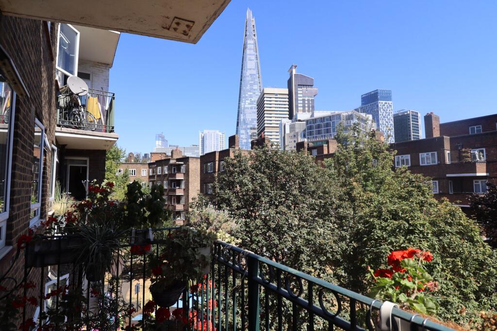 Apartment in London - View 3