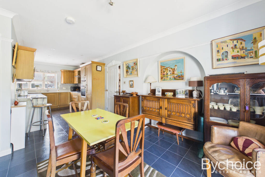 House in Sudbury, Lavenham - View 3