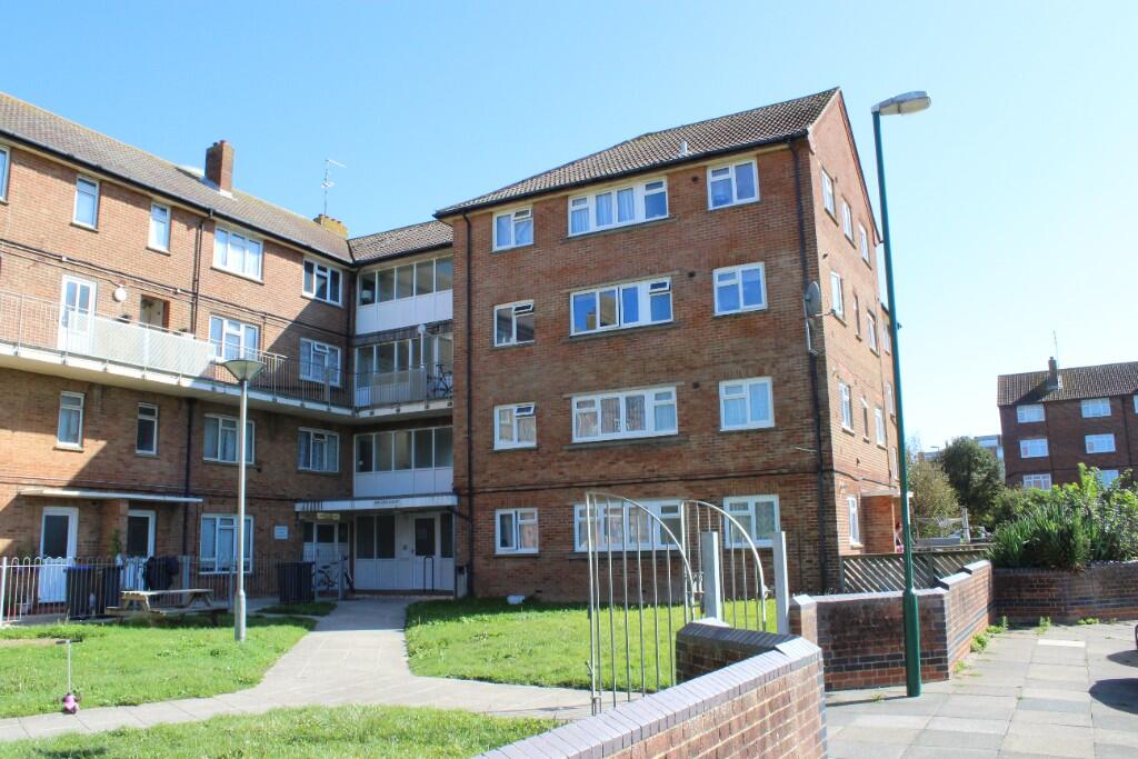 Butts Road, Southwick, BN42, Southwick