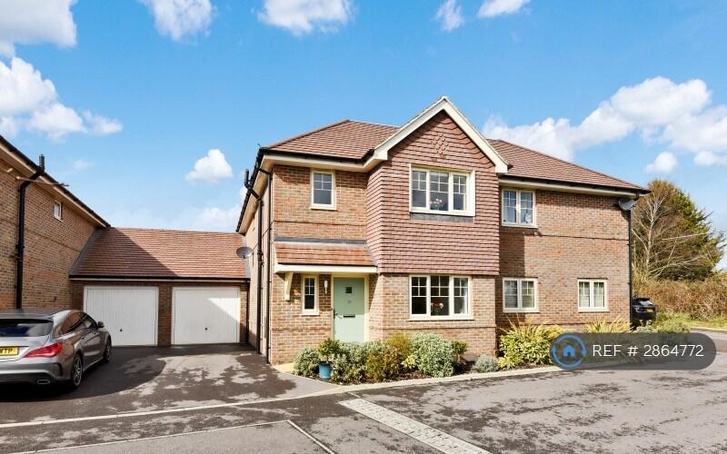 Main image of property: Knowle Hill, Eastleigh, SO50