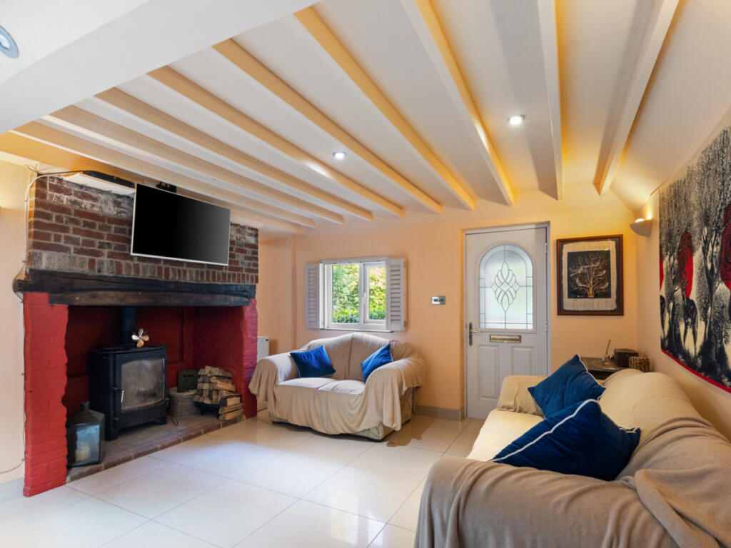 House in Guildford - View 2