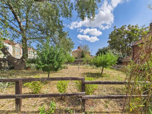11 - Development Opportunity For Sale, Kingswood,